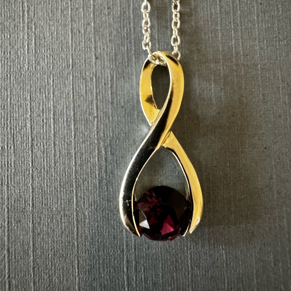 Sterling Silver Necklace with Amethyst Pendant - Picture 5 of 9